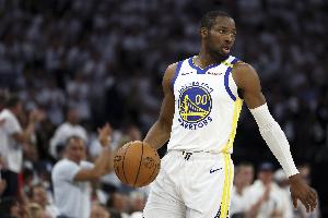 库明加首发？美记：科尔曾多次赞扬他在季前赛的表现