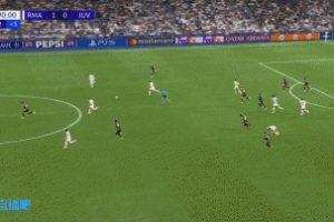 选择不佳！皇马反击巴尔韦德分球贡萨洛射门被封堵，左边两人空挡