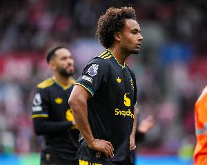 英媒：西汉姆准备冬窗求租齐尔克泽，曼联不愿意放人