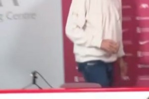 还有这两下？卡拉格和理查兹跳着魔性舞步分析欧冠积分榜！