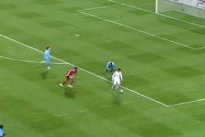 似有故人之姿！拜仁球迷怀念罗贝里太久，于是17岁的卡尔横空出世